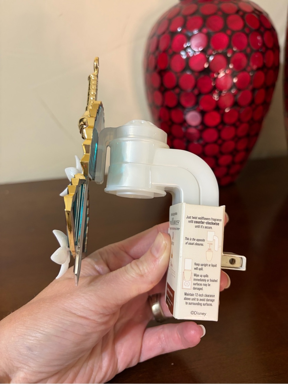 Bath & Body Works Disney Princess Mulan Wallflowers Nightlight Plug NWT - Picture 3 of 17